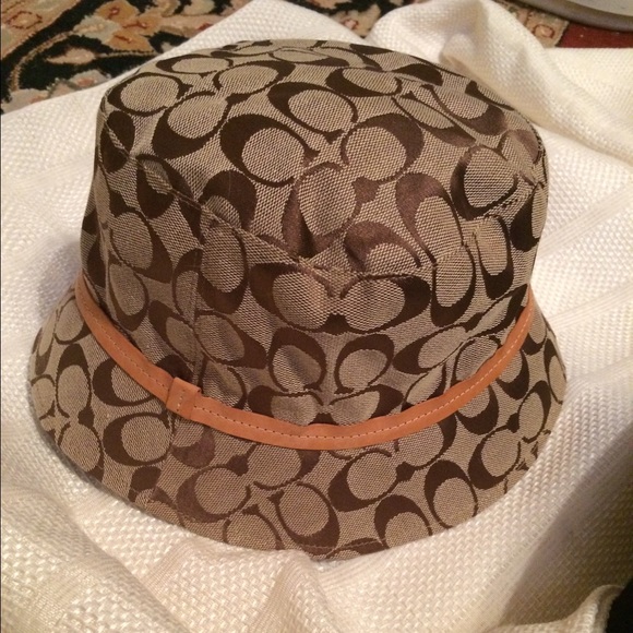 Hat - Picture 2 of 4