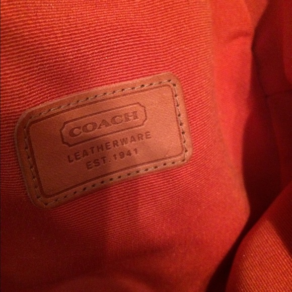 Hat - Picture 3 of 4