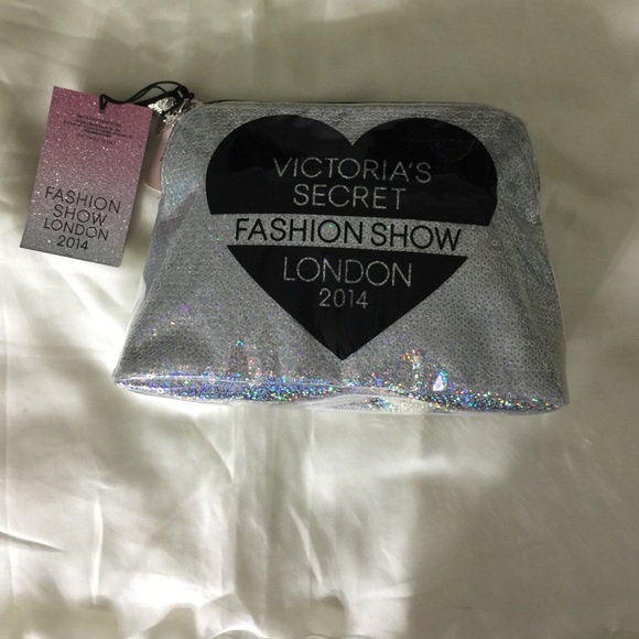 Victoria's Secret Handbags - NWT Victoria's Secret 2014 Fashion Show Bag