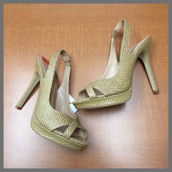 Jessica Simpson Pumps