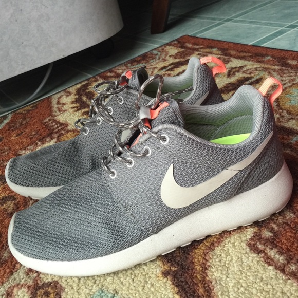 Nike Roshes
