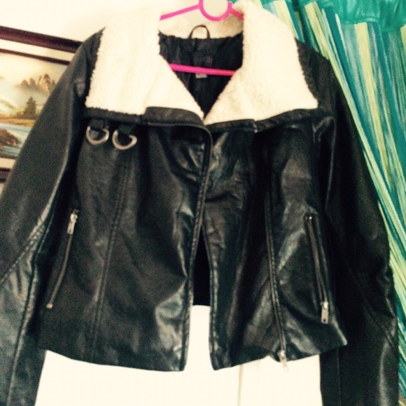 Black Bomber Jacket - Picture 1 of 3
