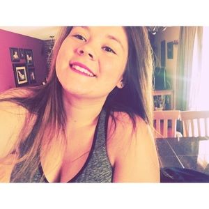 Meet your Posher, Candice