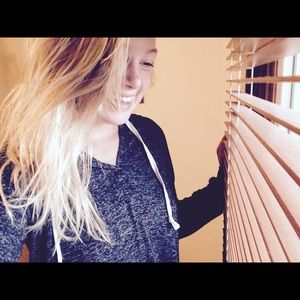 Meet your Posher, Chloe