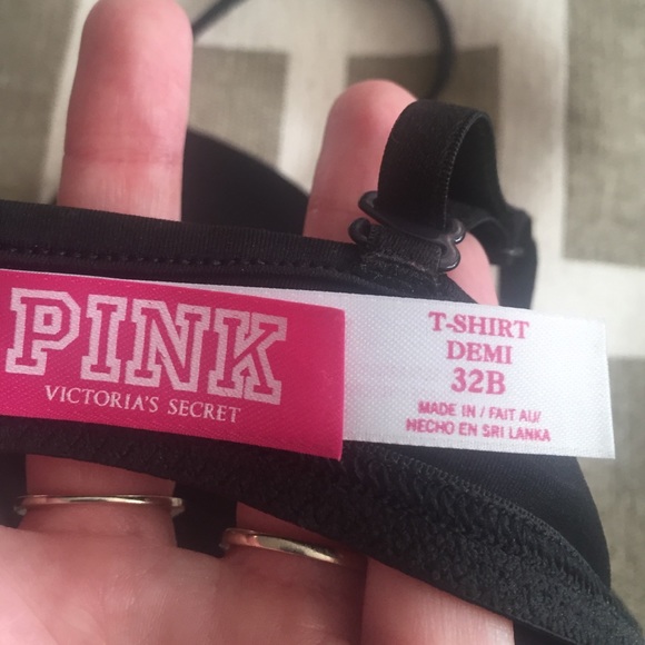 BUNDLED! PINK black tshirt bra! - Picture 3 of 3