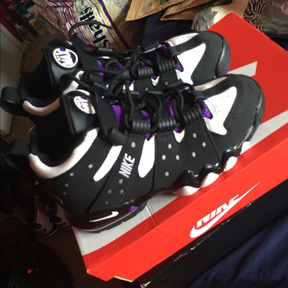 Black White && Purple Nike Barkley's