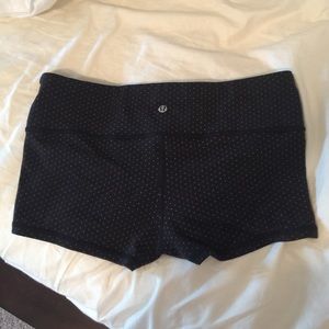 Lululemon polka dot boogie shorts