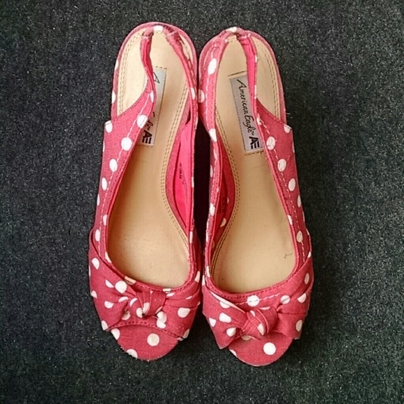 Pink wedges