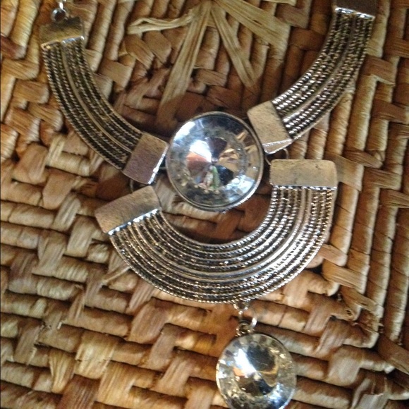 silver statement necklace