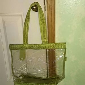 New large tote