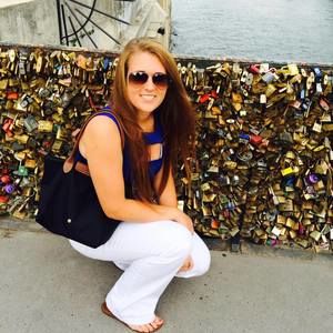 Meet your Posher, Kelley