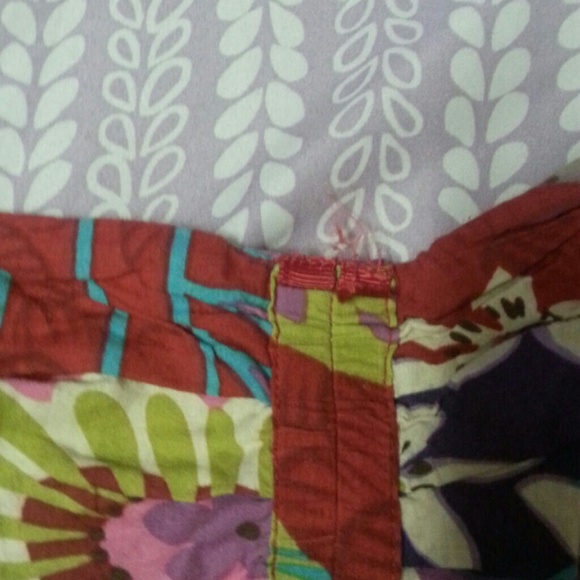 Top - Picture 2 of 2