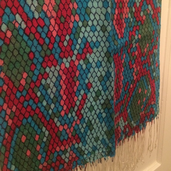 Gorgeous Lilly Pulitzer Silk and Cashmere Scarf!