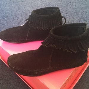 All black booties