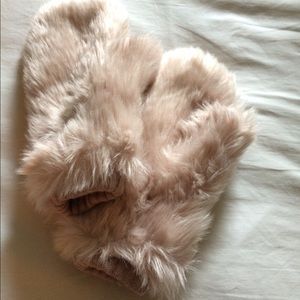 H&M Furry Mittens / Gloves
