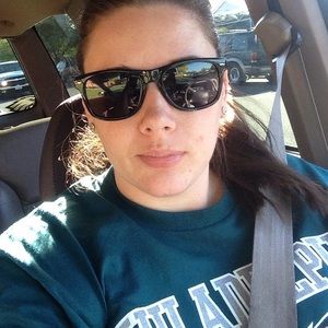 Meet your Posher, Alexandria