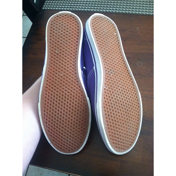 Purple vans! - Picture 2 of 2