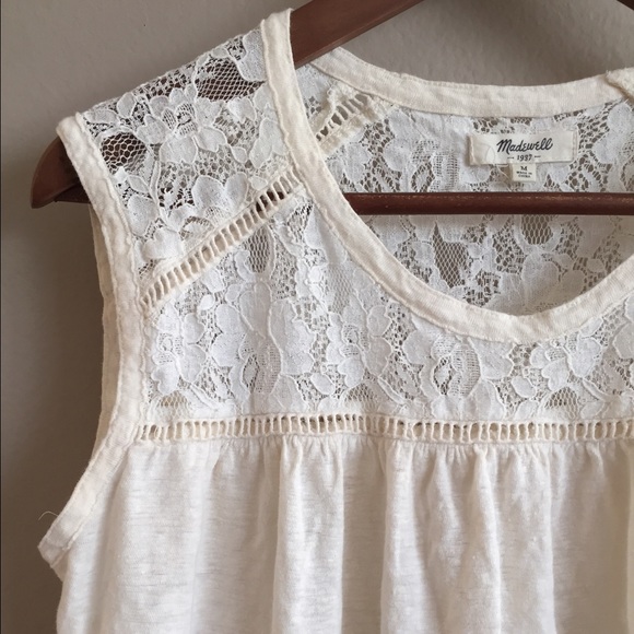White/Cream tank top with Lace detail