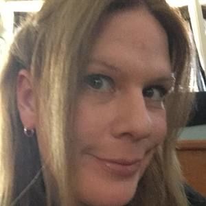 Meet your Posher, Carrie