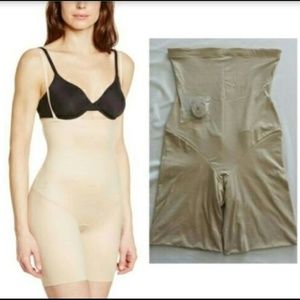Maidenform Flexees highwaist shaper