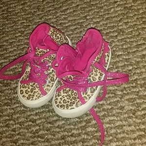 toddler pink & print shoes
