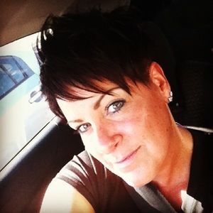 Meet your Posher, Renee