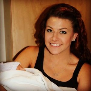 Meet your Posher, Hallie