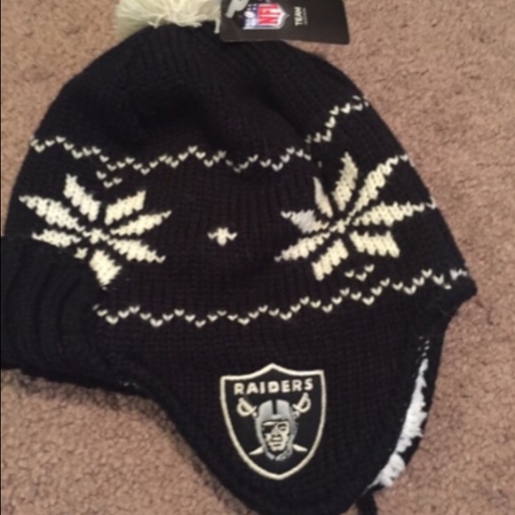 Oakland Raiders knit hat