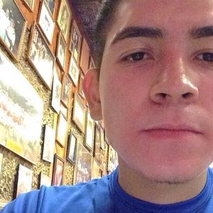 Meet your Posher, Josue