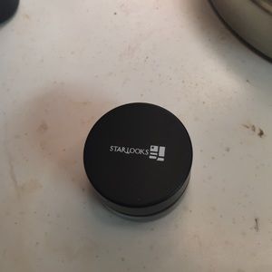 This is a starlooks gel liner in Orion