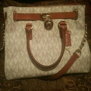 Vanilla Mongram Hamilton