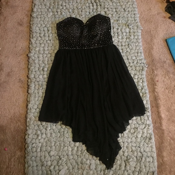Beautiful Black Strapless Dress