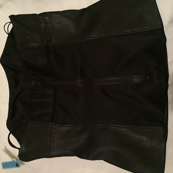 SOLD Alice +Olivia genuine leather bustier - Picture 3 of 4