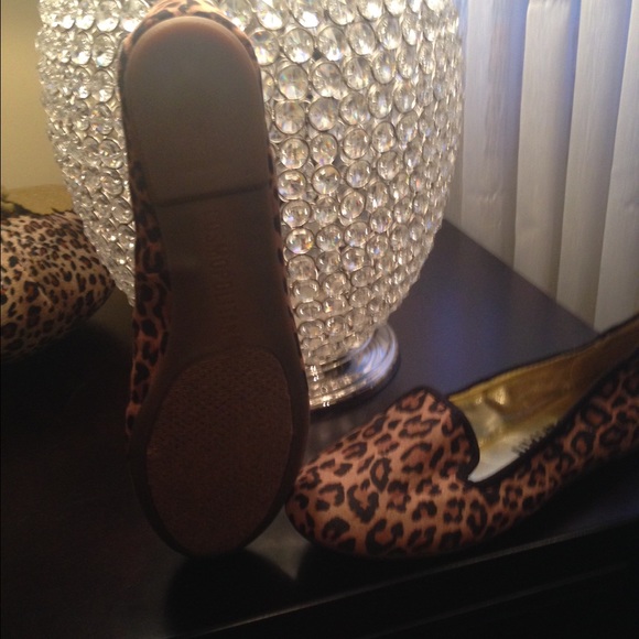 Shoes - Picture 2 of 2