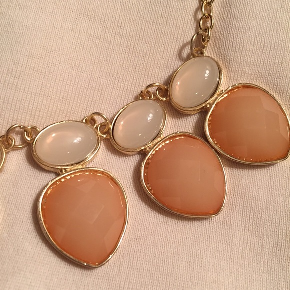 Francesca's Collections Statement Necklace - Picture 2 of 4