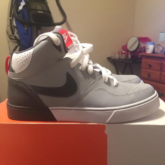Nike Morgan 2 se