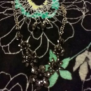 Necklace and earings