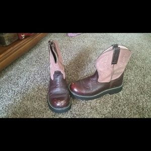 ON HOLD Ariat Boots sz.7.5