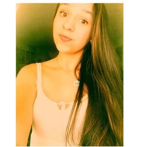 Meet your Posher, Maria fernanda