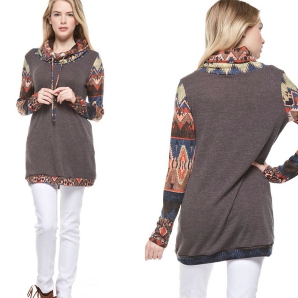 Aztec Print Pullover - Picture 2 of 2