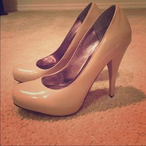 Taupe Patent Leather Pumps