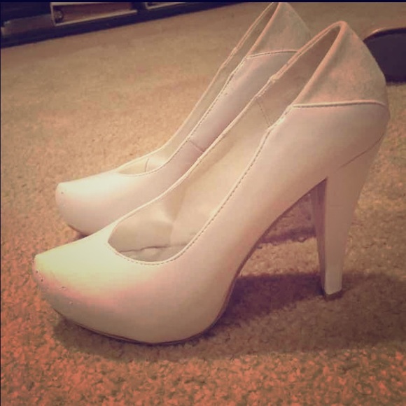 White Patent Leather Pumps - Picture 1 of 4