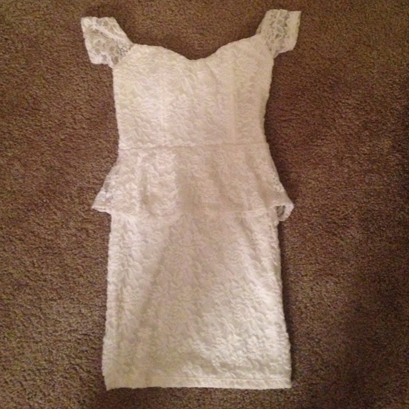 Tobi Lace Dress