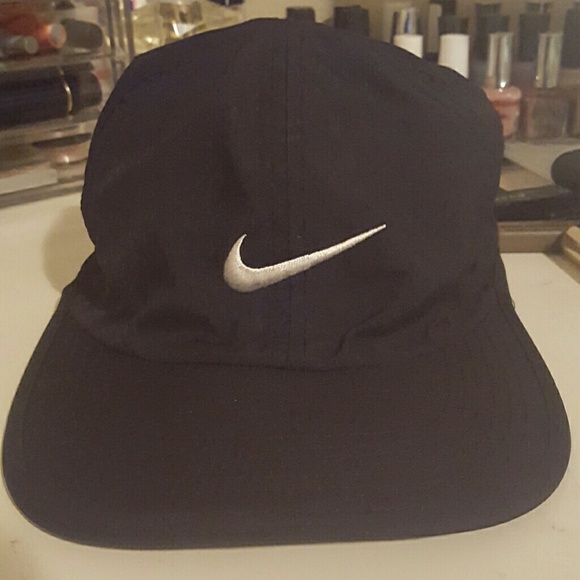 NIKE RUNNING HAT