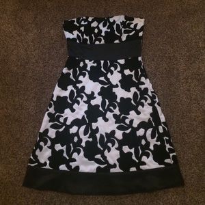 Comfy black and white dress