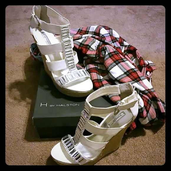 Gorgeous Summer White Sandle