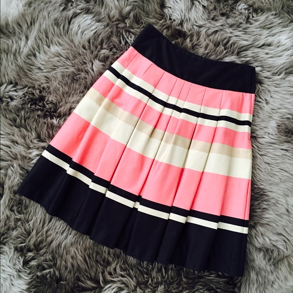 Plaid knee length skirt