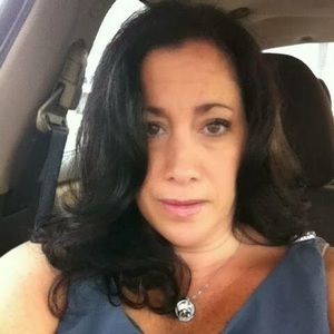 Meet your Posher, Janine