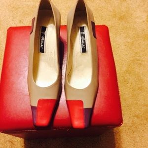 Belinda leather pumps. 3 inch heel