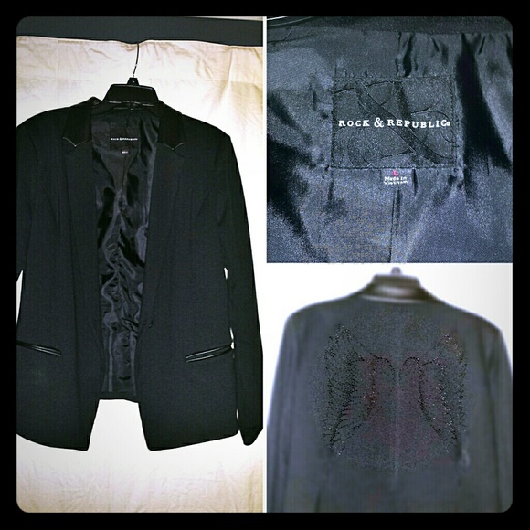 GORGEOUS 🌟ROCK AND REPUBLIC BLAZER 🌟